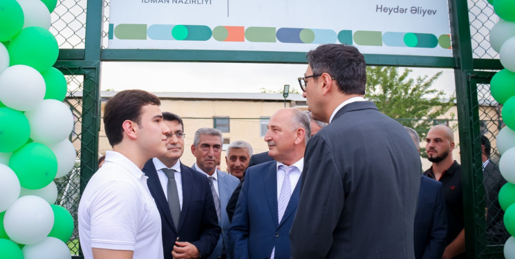 Ucar rayonunda “Sağlam məhəllə”nin idman zonası istifadəyə verilib